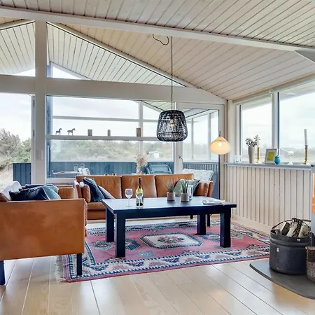 Holiday home Ailika - 300m From The Sea By Interhome